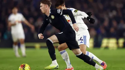 Kol Palmer (Čelsi) i Ilija Grujev (Lids)